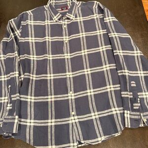 UNTUCKit Navy and Cream Checkered Shirt